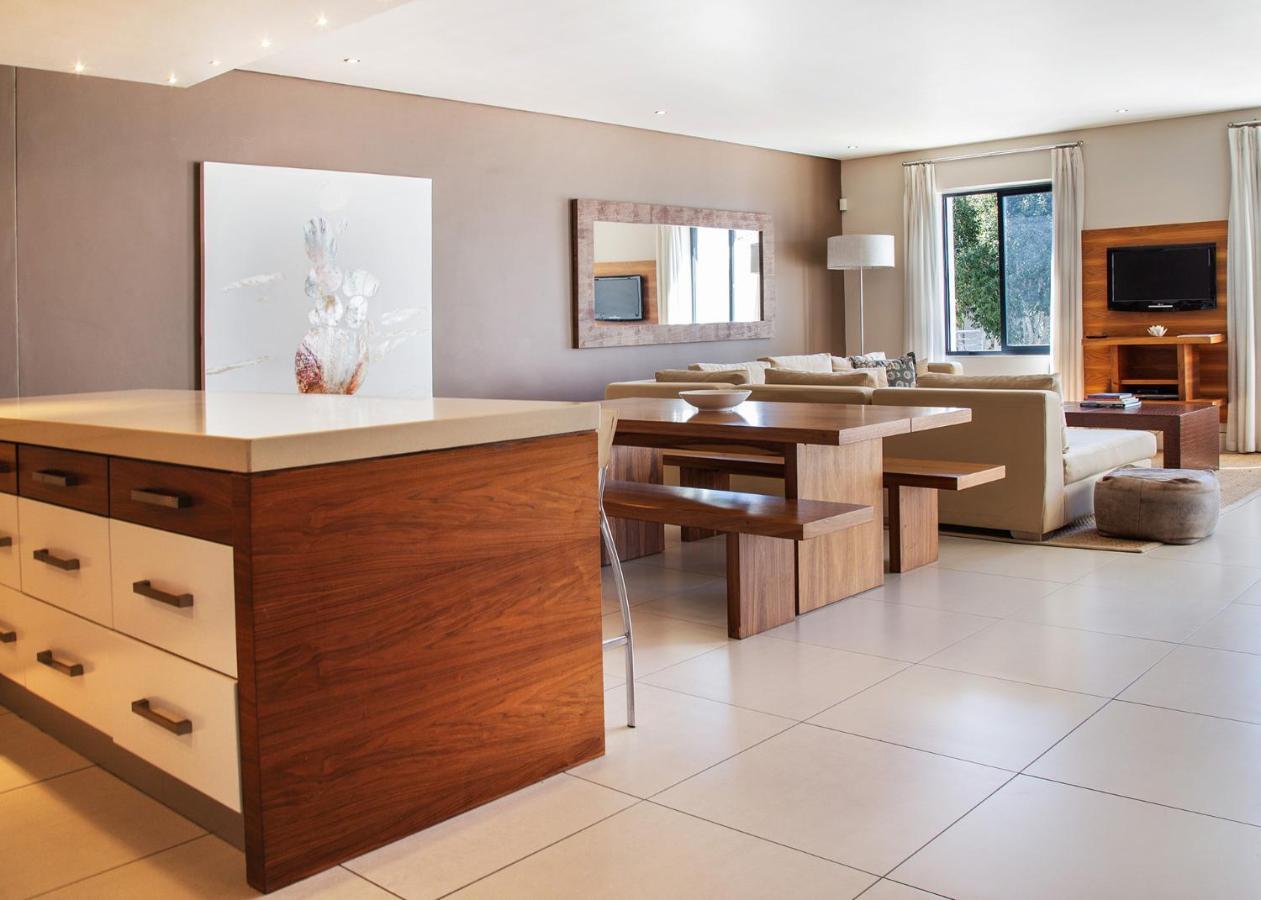 Marine Square Luxury Suites Hermanus Dış mekan fotoğraf